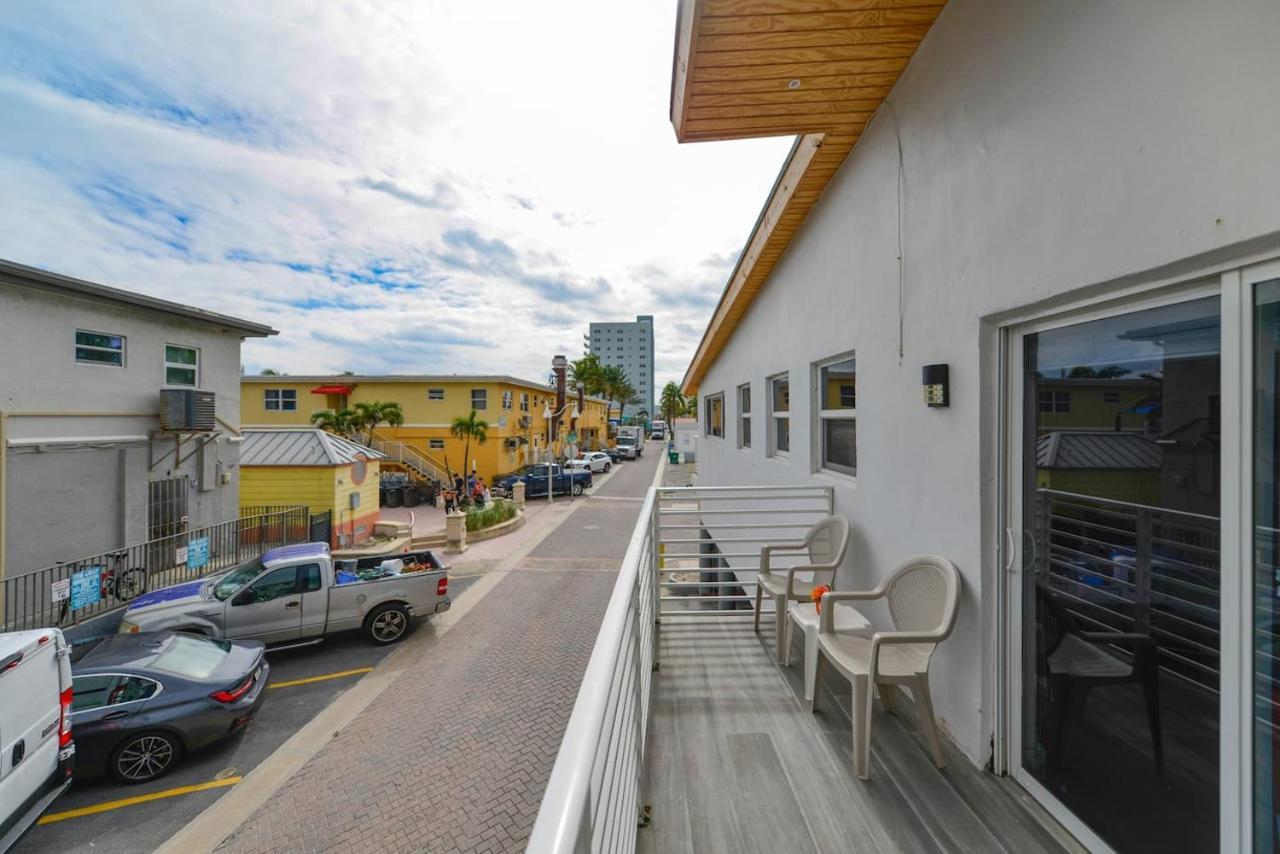 Cozy 1 Bedroom With Pool Steps From The Beach #47 Голливуд Экстерьер фото