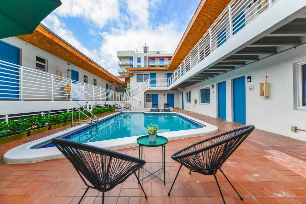 Cozy 1 Bedroom With Pool Steps From The Beach #47 Голливуд Экстерьер фото